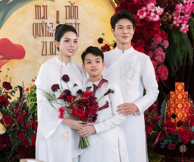 Con riêng của Quỳnh Lương có mối quan hệ tốt đẹp với bố dượng.