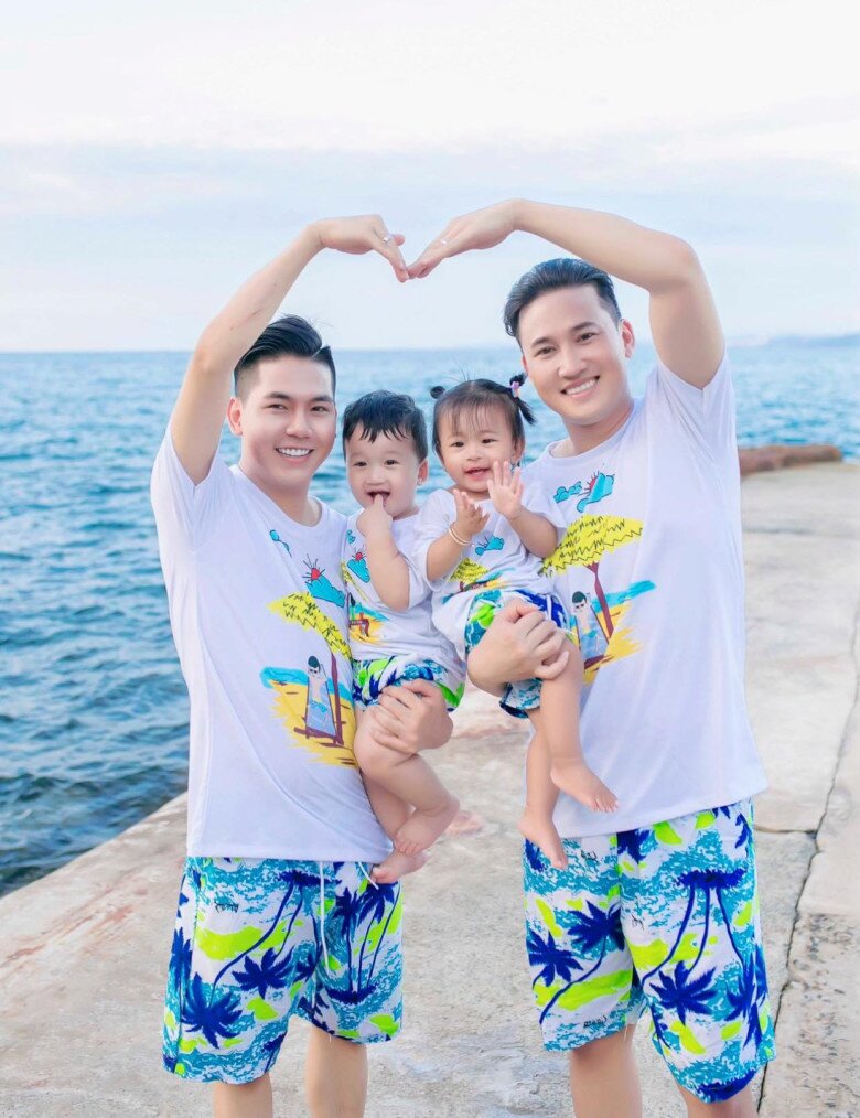 Thanh Đoàn và Hà Trí Quang chăm sóc con rất kỹ lưỡng, không thiếu thứ gì.