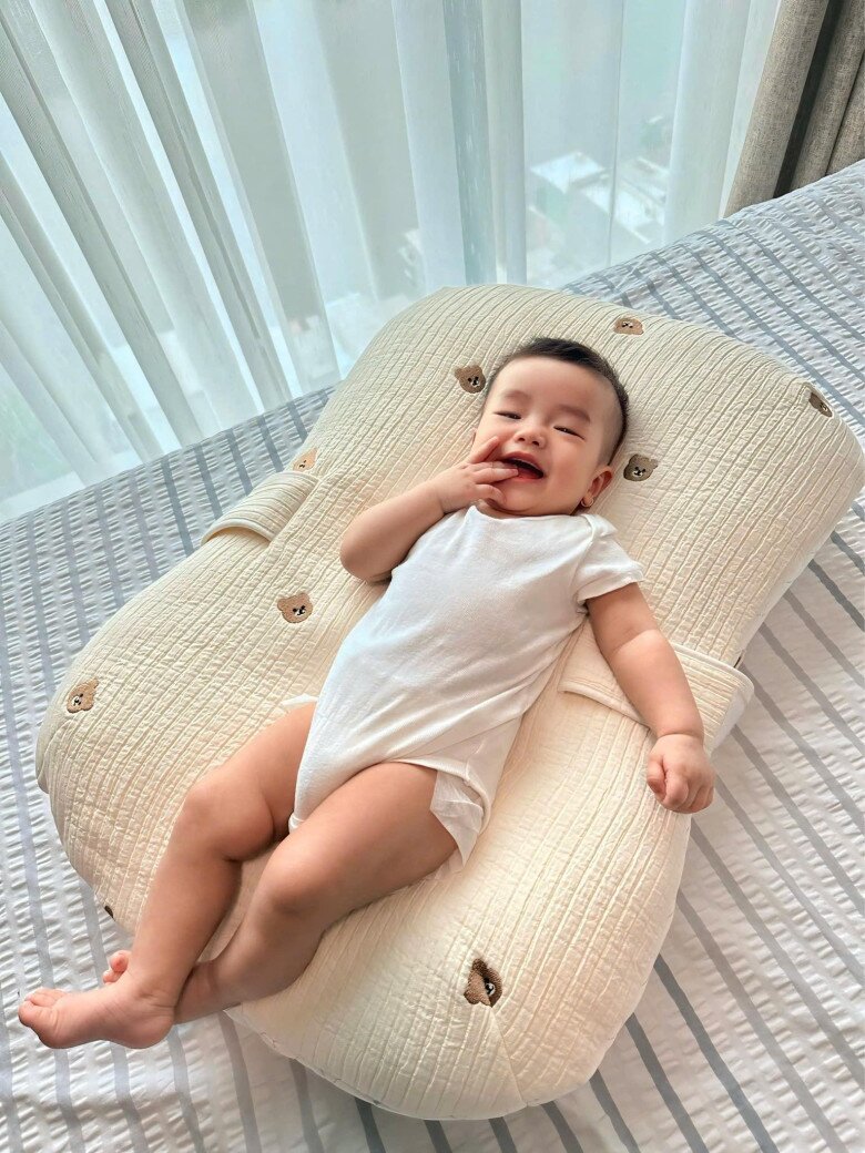 Nam nghệ sĩ để con trai mang họ mẹ, muốn bình yên sống bên quý tử.
