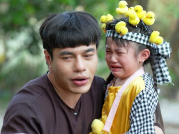 Mẹ vắng nhà Ba là siêu nhân tập 7: Lê Dương Bảo Lâm vướng tranh luận vì nuông chiều con quá mức