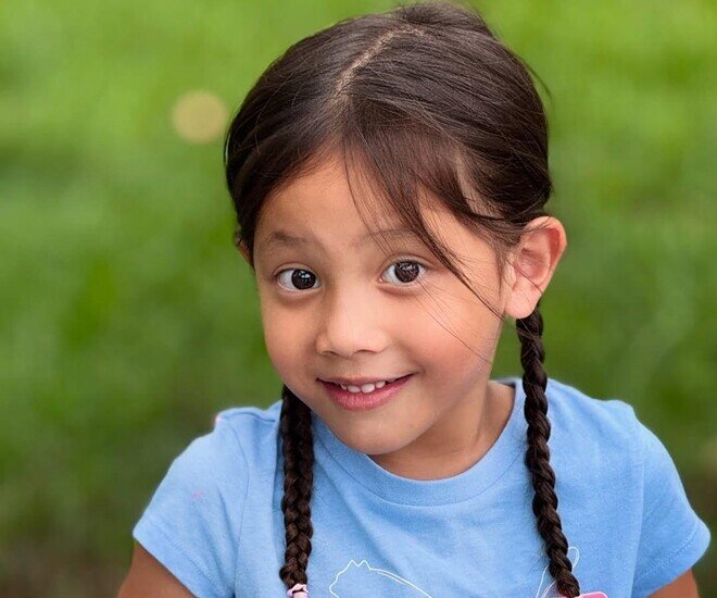 Cô bé Lisa được ví là phiên bản mini của mẹ Hồ Ngọc Hà.