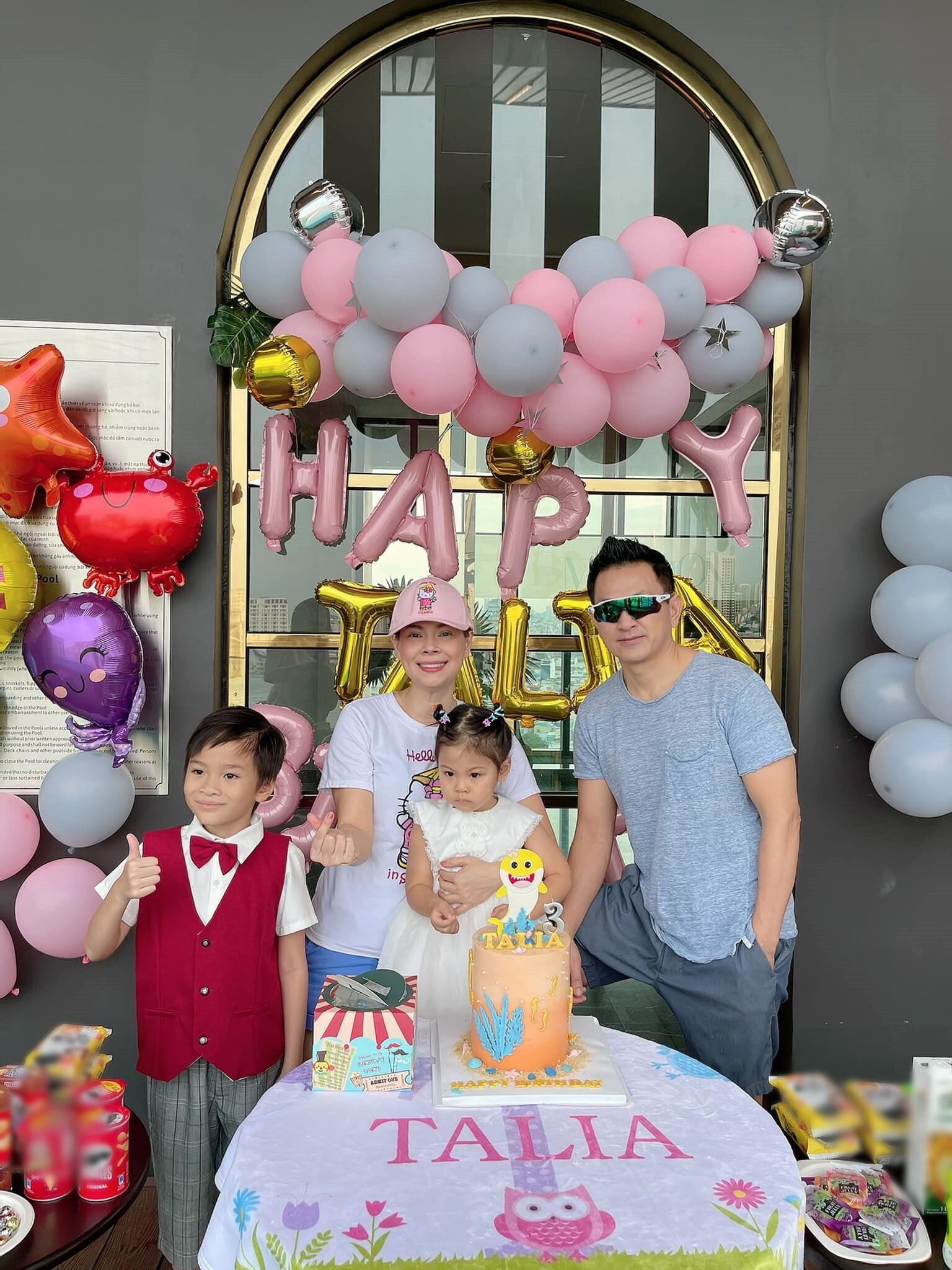 Thanh Thảo hiện có cuộc sống yên bình bên chồng con ở Mỹ.
