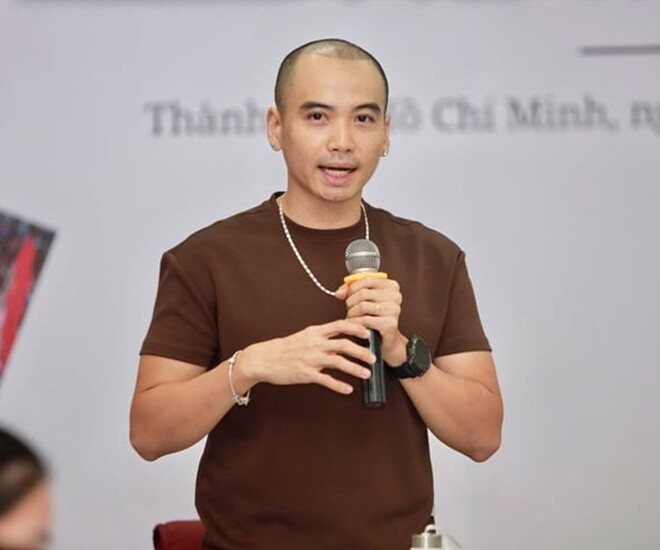 Ông xã của HHen Niê làm giám khảo trong cuộc thi nhiếp ảnh.