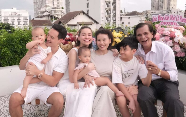 Kim Lý rất thân thiết với gia đình nhà vợ.