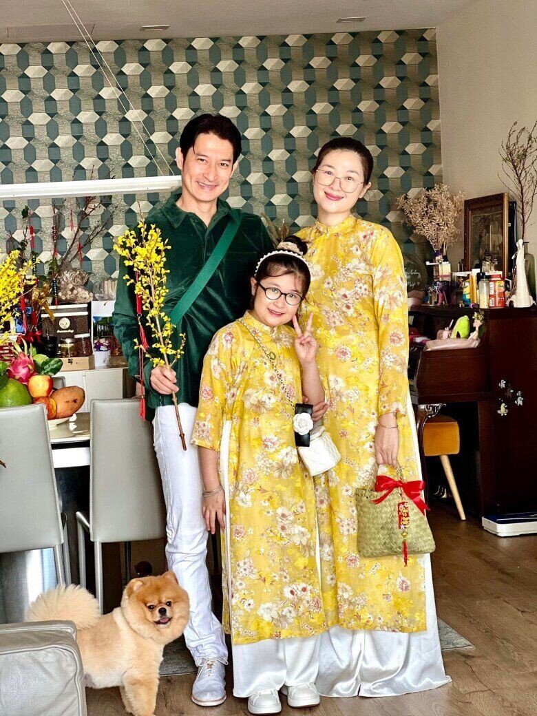 Vợ chồng Huy Khánh sau ly hôn vẫn hành xử văn minh, cùng nuôi dạy con gái.