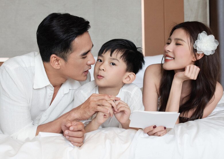 Gia đình hạnh phúc của Thúy Diễm - Lương Thế Thành.