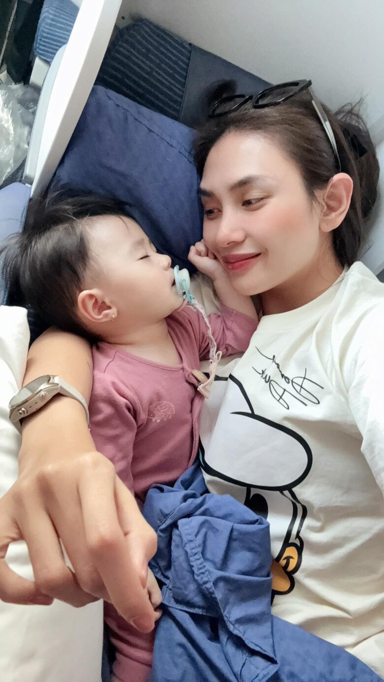 Sao Việt 24h: MC Đan Lê bất ngờ vì con trai đã cao hơn mẹ amp;#34;gần 1 cái đầuamp;#34;, có bờ vai vững chãi ở tuổi 14 - 9