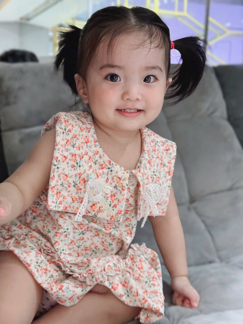 Sao Việt 24h: amp;#34;Mẹ chồngamp;#34; Phương Oanh khoe đôi gò bồng đảo amp;#34;đốt mắtamp;#34; ở tuổi U50, trẻ đẹp không thua con gái sinh năm 1998 - 7