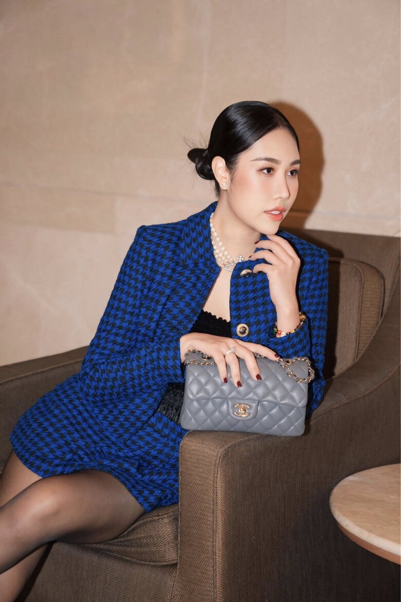 Sao Việt 24h: amp;#34;Mẹ chồngamp;#34; Phương Oanh khoe đôi gò bồng đảo amp;#34;đốt mắtamp;#34; ở tuổi U50, trẻ đẹp không thua con gái sinh năm 1998 - 14