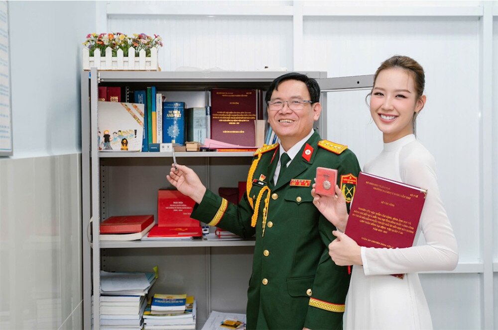 Bảo Ngọc là nàng hậu sở hữu thành tích học tập ấn tượng.