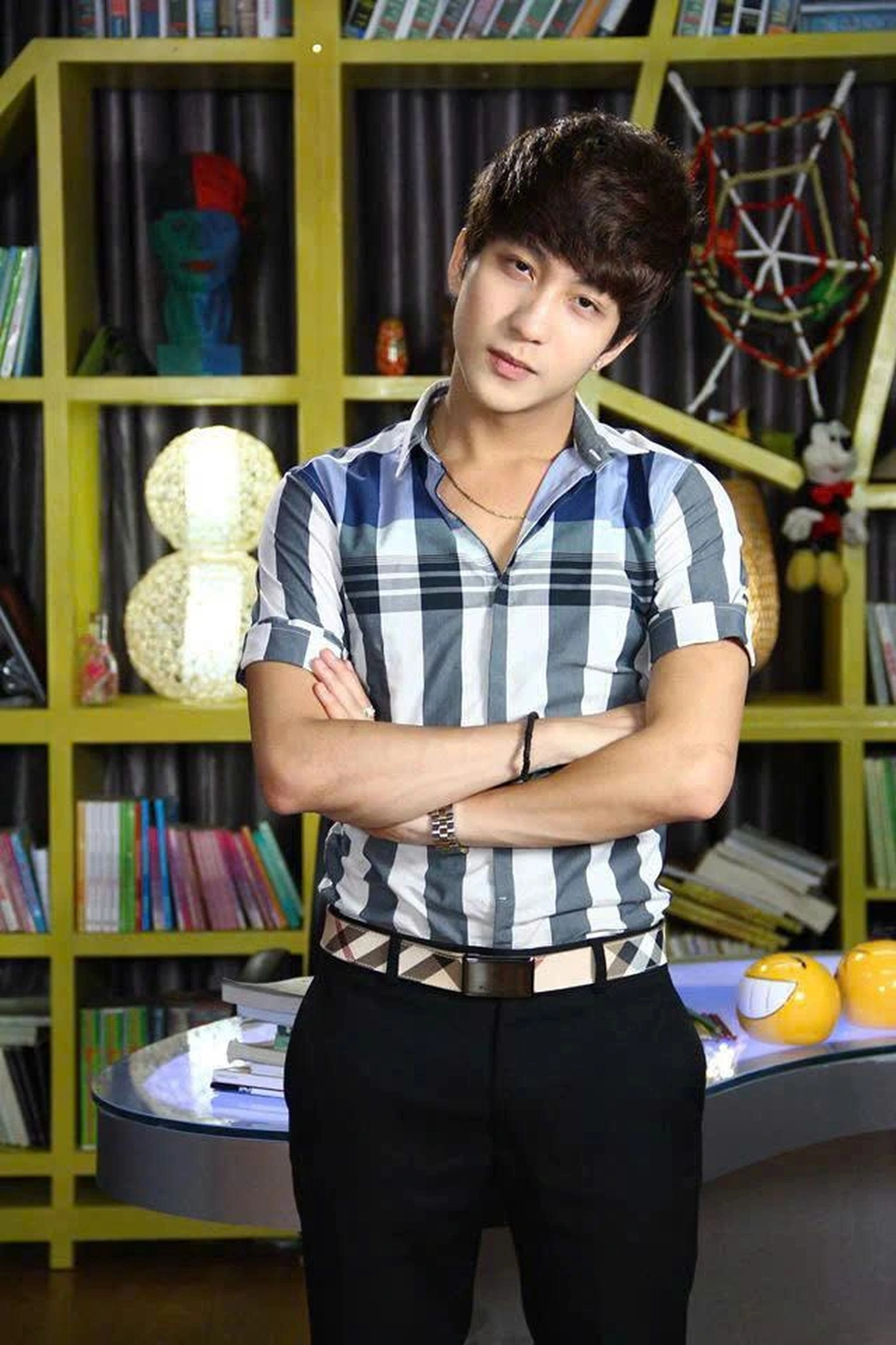 Bước ngoặt lớn trong sự nghiệp của B Trần đến từ vai Phan “lãng tử” trong sitcom đình đám 5S Online.
