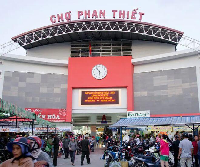 Khu chợ 300 tuổi giữa lòng Phan Thiết, bao nhiêu năm vẫn sầm uất bậc nhất thành phố bởi cái gì cũng có - 1