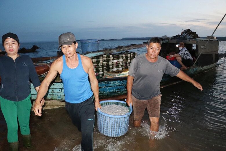 Mách bạn khu chợ cá ít người biết ở Đồng Nai: Cá tươi rói, chợ phải di chuyển liên tục vì một lý do - 2