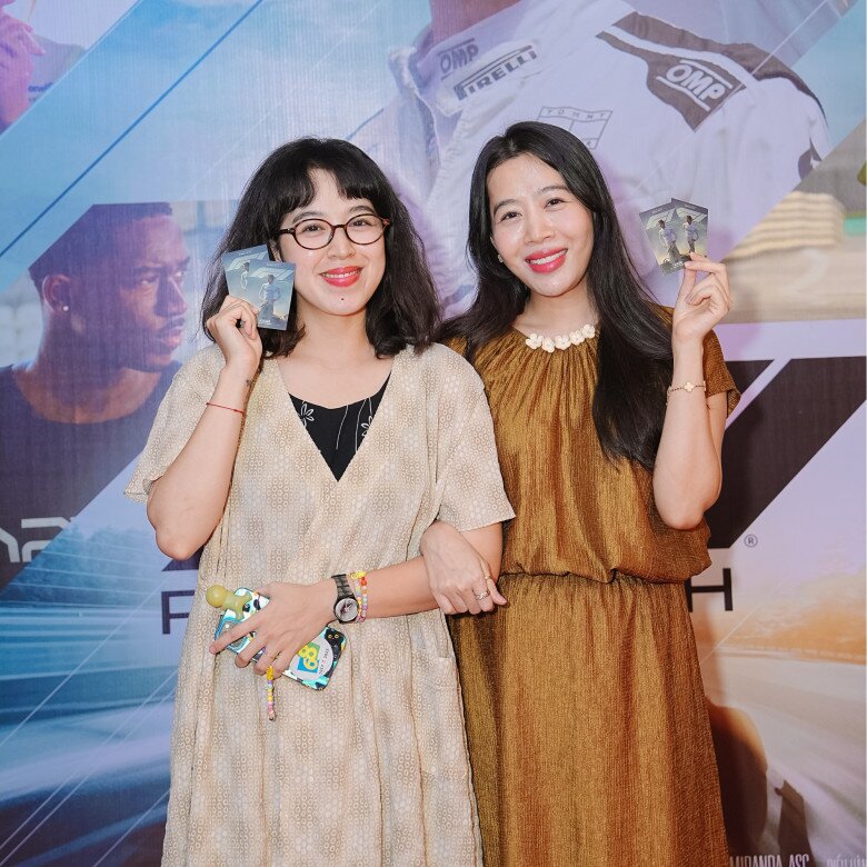 Chị em MC Diệp Chi - Chuột Thổ Cẩm