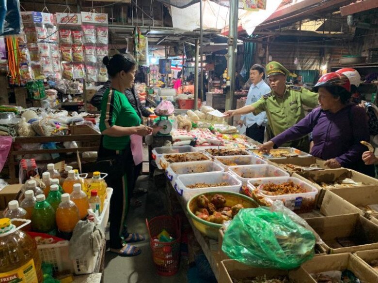 Ngôi chợ lâu năm nhất Lạng Sơn: Tồn tại hơn 400 năm đến nay vẫn đông khách nghìn nghịt, lộ ảnh hiếm thời xưa - 5