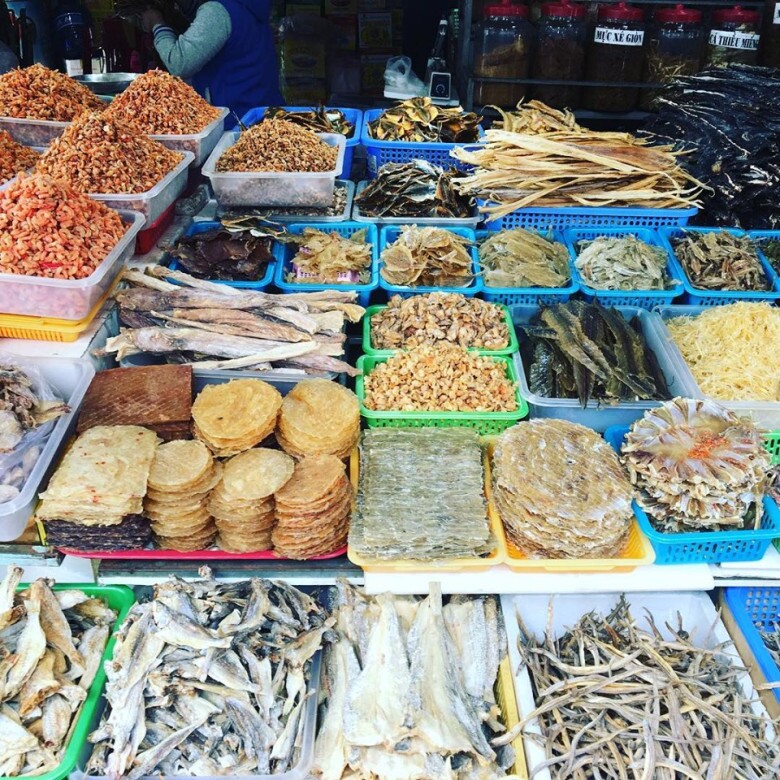 Khu chợ 300 tuổi giữa lòng Phan Thiết, bao nhiêu năm vẫn sầm uất bậc nhất thành phố bởi cái gì cũng có - 4