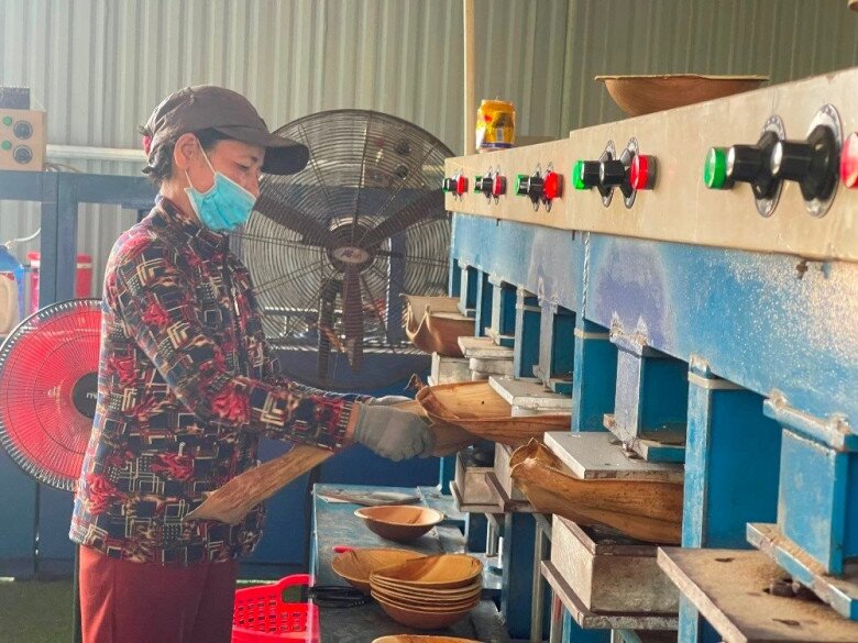 Giữa lòng Quảng Ngãi có khu chợ chỉ bán thứ tưởng là amp;#34;rácamp;#34;, nay được xuất khẩu ra nước ngoài - 7