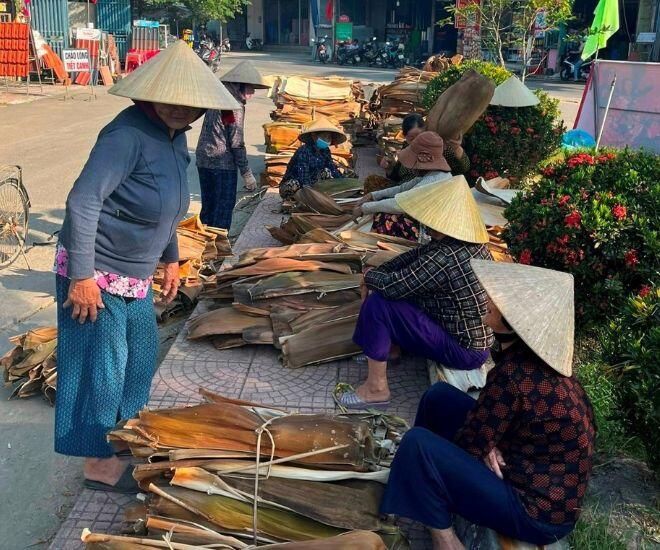 Giữa lòng Quảng Ngãi có khu chợ chỉ bán thứ tưởng là amp;#34;rácamp;#34;, nay được xuất khẩu ra nước ngoài - 1