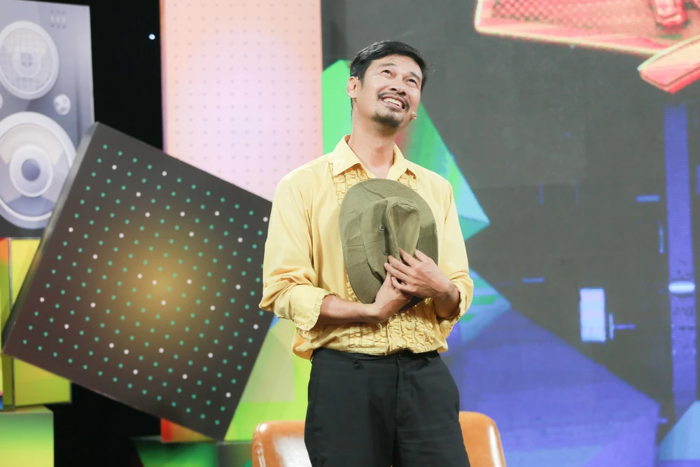 Năm 2015, Tiết Cương tổ chức liveshow với chủ đề “Duyên tình sân khấu” đánh dấu chặng đường 20 năm gắn bó với nghệ thuật.