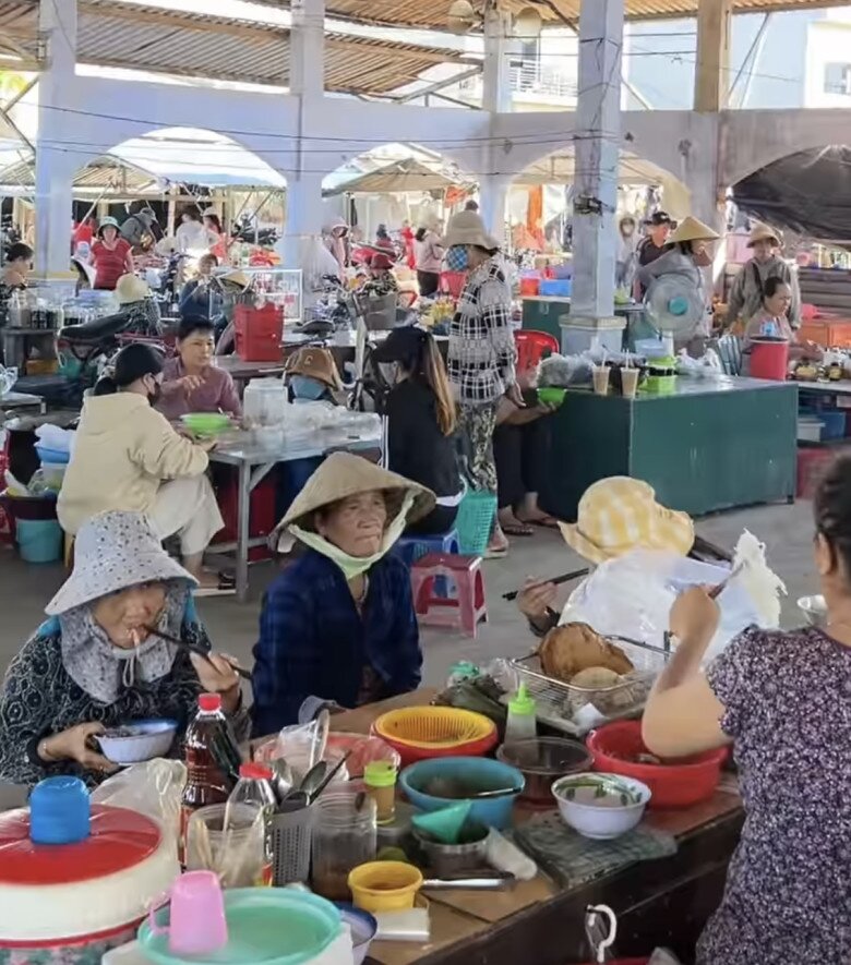 Mách bạn khu chợ rẻ nhất Ninh Thuận, đến là mê mẩn cái gì cũng muốn mua về - 2
