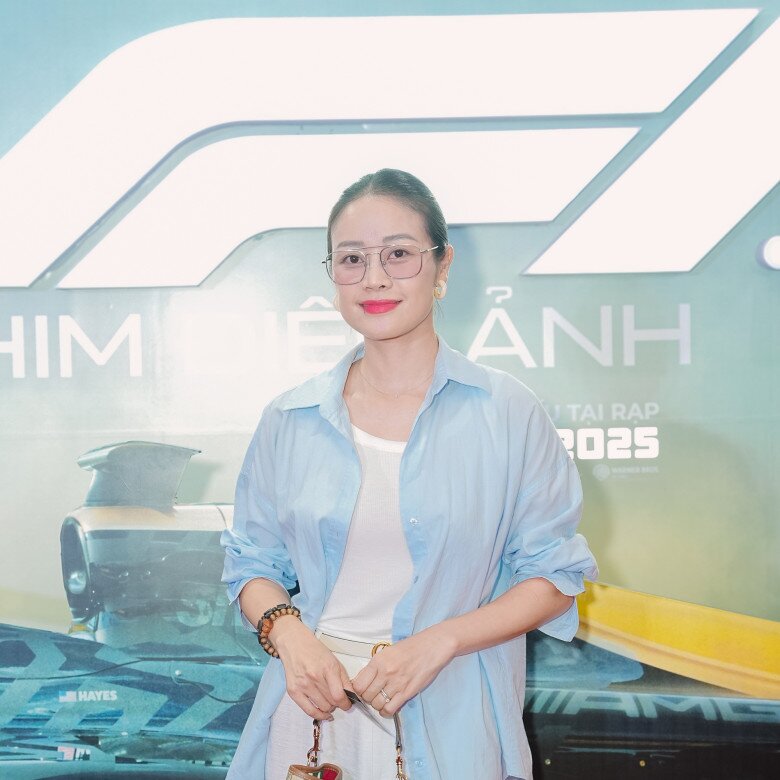 MC Phí Linh