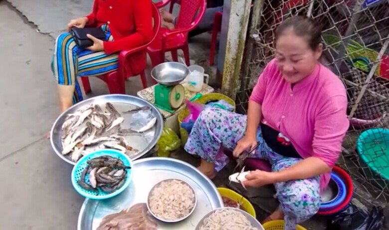 Ngôi chợ đi qua 2 thế kỷ ở Sóc Trăng: Đặc sản gì cũng có, trở thành niềm tự hào của người dân địa phương - 3