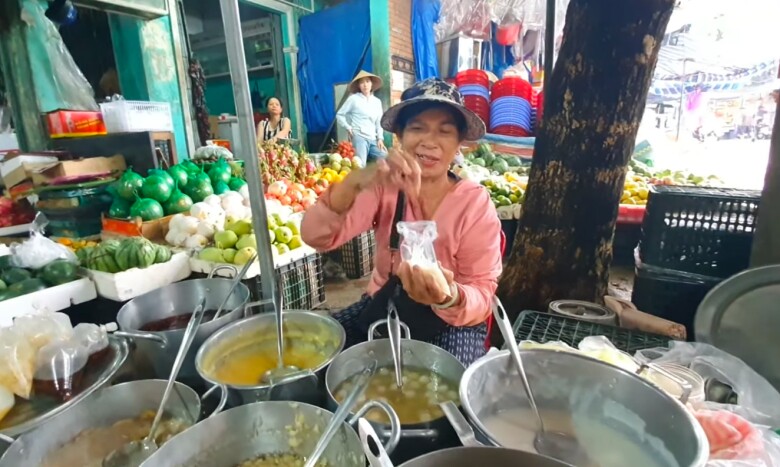 Ngôi chợ gắn liền với địa danh nổi tiếng bậc nhất xứ Huế, nay là amp;#34;thiên đườngamp;#34; ẩm thực siêu hấp dẫn du khách - 2