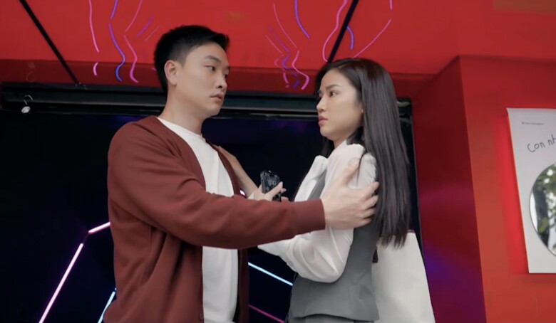 Trong các tập tiếp theo, bộ phim hứa hẹn sẽ mang lại những giây phút giải trí chất lượng cho khán giả, đặc biệt khi mối quan hệ giữa hai nhân vật chính - Oanh và Tuấn đang có dấu hiệu phát triển.
