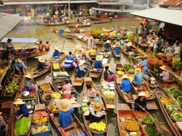 Khu chợ hình thành từ "chiến lược" của Hoàng gia, nay là biểu tượng du lịch Thái Lan, hút hàng triệu lượt khách