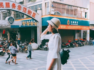 "Lạc lối" trong trung tâm mua sắm siêu lớn ở Hà Khẩu: Tha hồ mua đủ mặt hàng nội địa với giá cực rẻ