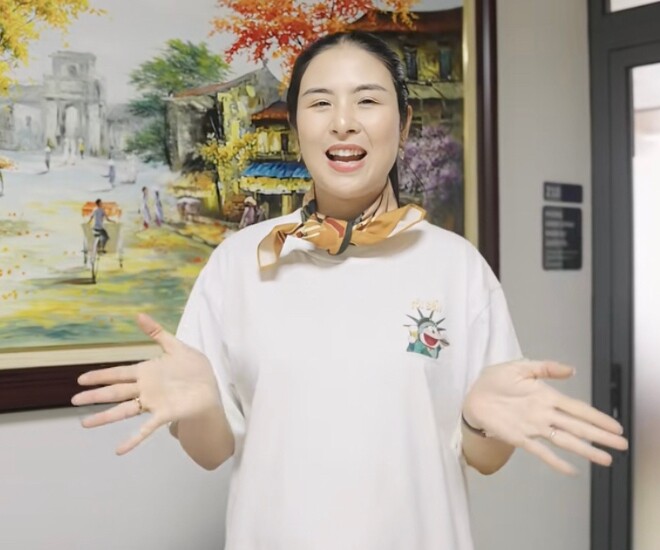 Ngọc Hân tươi tắn đi test tiểu đường thai kỳ ở tháng thứ 6.