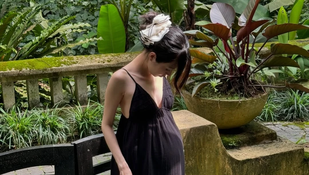 Bà bầu Gen Z thon gọn ở tuần thứ 37 thai kỳ.