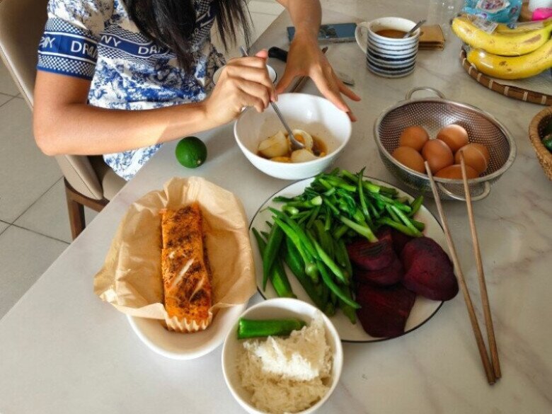 HHen Niê ăn trứng ngỗng 2 lần/tuần, còn trứng gà gần như được cô sử dụng hằng ngày.