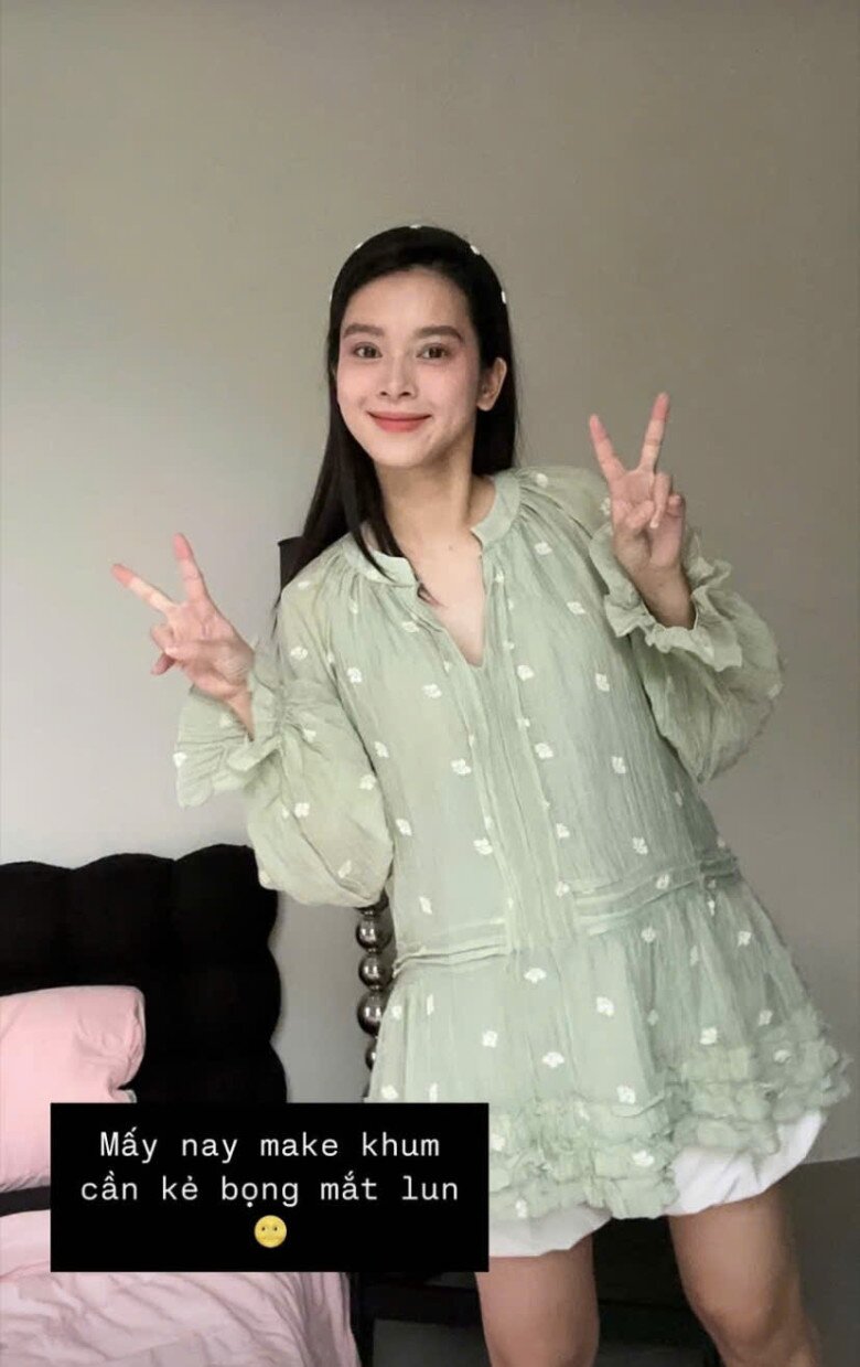 Nữ diễn viên gây bất ngờ với vóc dáng thon gọn ở những tháng cuối thai kỳ.
