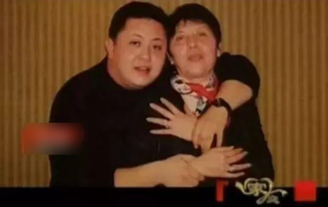 Mẹ đơn thân không trả học phí, bắt con nghỉ học đi làm, 20 năm sau nhìn đứa trẻ ai cũng tấm tắc khen người mẹ - 4