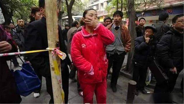 Có những bà mẹ lại xuề xòa quá mức.
