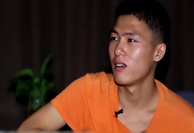Cậu bé bị bắt cóc được tìm thấy sau 17 năm, bố mẹ nuôi trao thừa kế nghìn tỷ, quyết định của đứa trẻ khiến bố mẹ ruột nghẹn ngào - 4