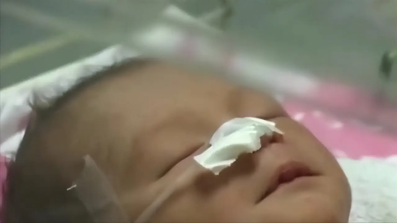 Cô gái hôn mê suốt 6 tháng, tỉnh dậy thấy mình đã...sinh con xong xuôi nhờ quyết định của chồng - 2