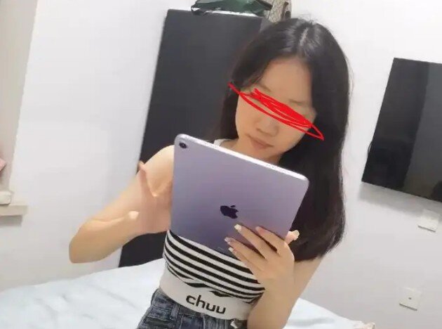 Con gái dậy thì giấu vật lạ ở khe giường, mẹ tức giận chất vấn thì nhận về thái độ bất ngờ - 3