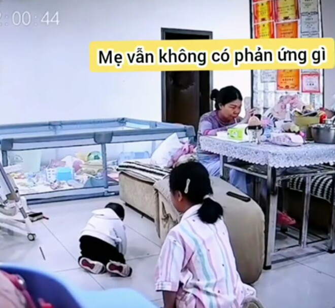 Hai chị em đánh nhau, mẹ phản ứng amp;#34;khác biệtamp;#34; nhưng được khen thông minh, nhiều người vội vào học hỏi - 5