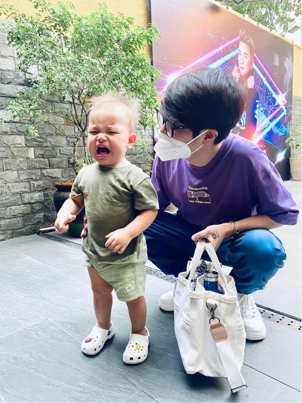 Hồ Ngọc Hà vô tư kể xấu con trai Leon nơi đông người, hóa ra amp;#34;nữ hoàng giải tríamp;#34; cũng giống mẹ bỉm bình thường - 16