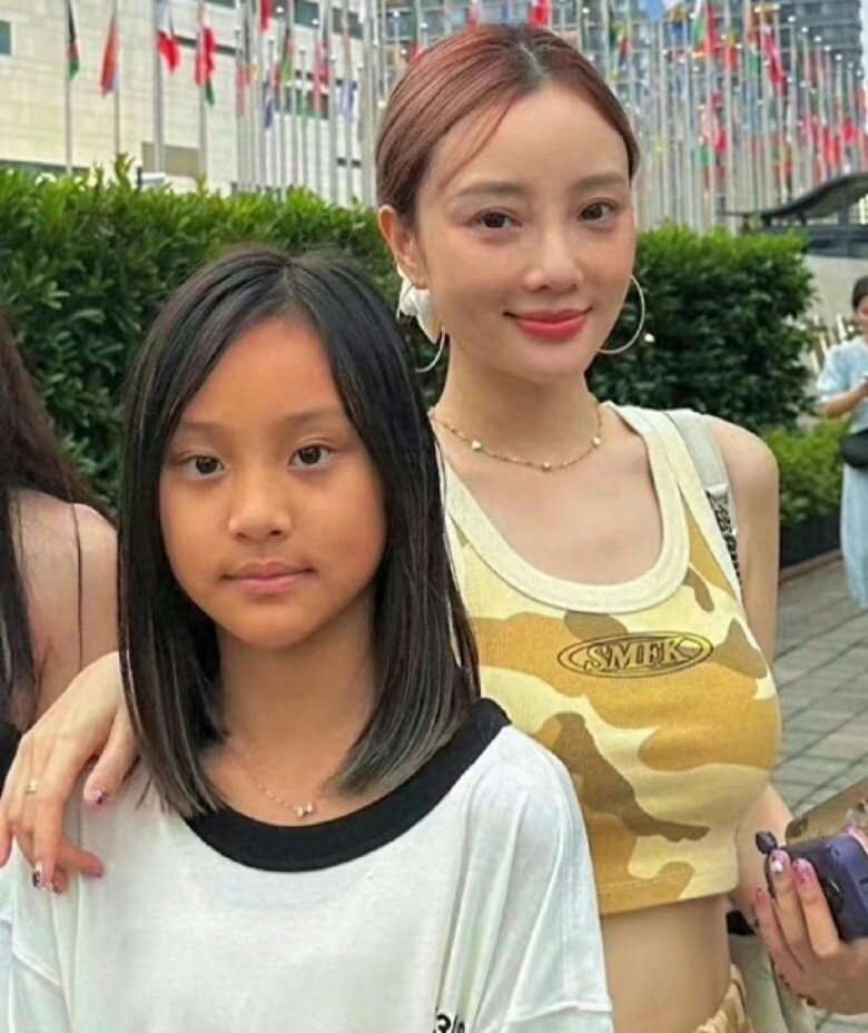 Mẹ ngoại tình khiến gia đình tan vỡ, bé gái sống giàu sang, học trường 5,6 tỷ/năm và cái kết khi trưởng thành - 10