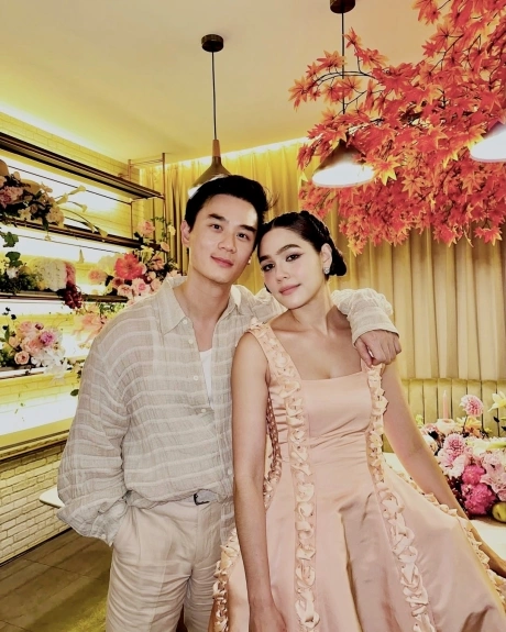 Mỹ nhân đẹp nhất nhì một nước được đại gia mang 70 tỷ xin cưới, bộ dạng lúc nửa đêm khiến bạn bè tá hỏa - 4