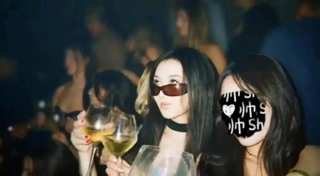 Bố mẹ cho đi du học Thụy Sĩ 2,8 tỷ đồng/năm, con gái mê hàng hiệu, học kém, ngày về nước nhìn mà sững sờ - 8