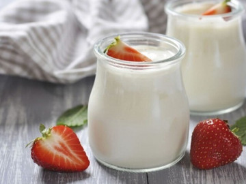 Những thực phẩm không nên cho con ăn lúc đói dù bé có thèm đến mấy vì có thể gây hại