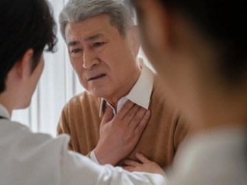 Ông nội đặt tên cực hay cho cháu nhưng nhân viên hộ khẩu ghi nhầm, mẹ không giận mà còn biết ơn