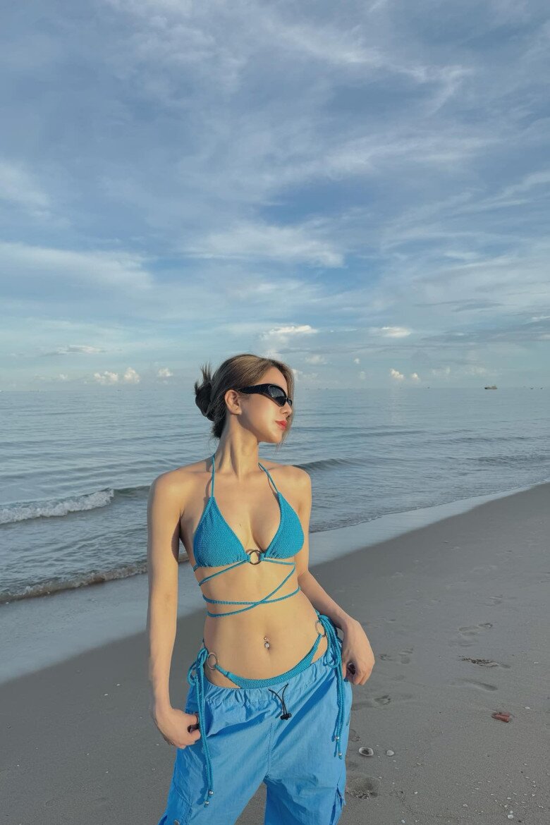img src/upload/2-2025/images/nguyennh/cu-den-he-la-diep-lam-anh-cham-chi-dien-bikini-nho-xiu-than-hinh-me-bim-2-con-boc-lua-thao-nao-trai--dl6-1750149541-639-width650height975.webp /