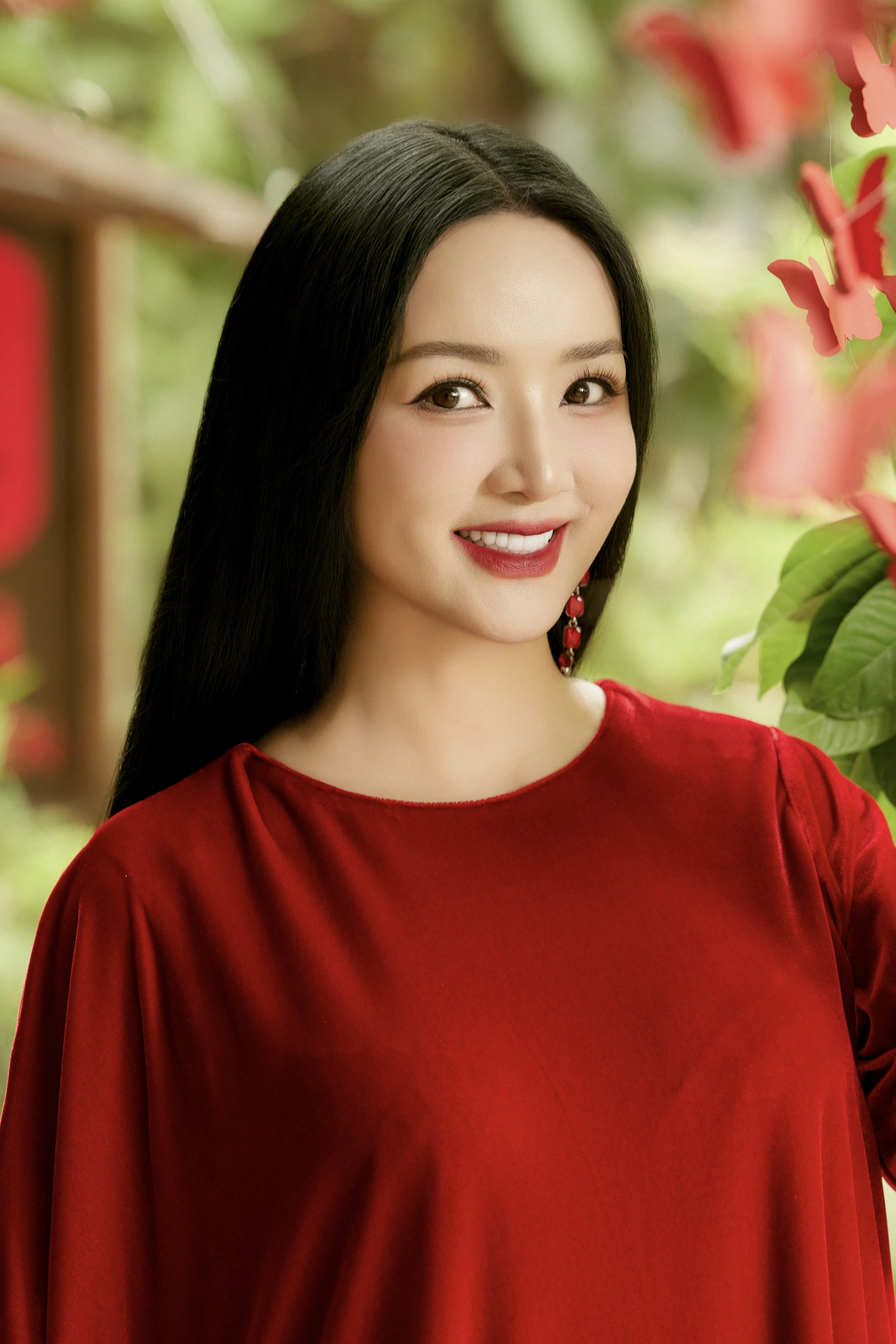 Gu thời trang của 3 biểu tượng nhan sắc amp;#34;nghiêng nước nghiêng thànhamp;#34; showbiz Việt: Ngoài 50 vẫn sang trọng, tỏa khí chất ngời ngời - 2