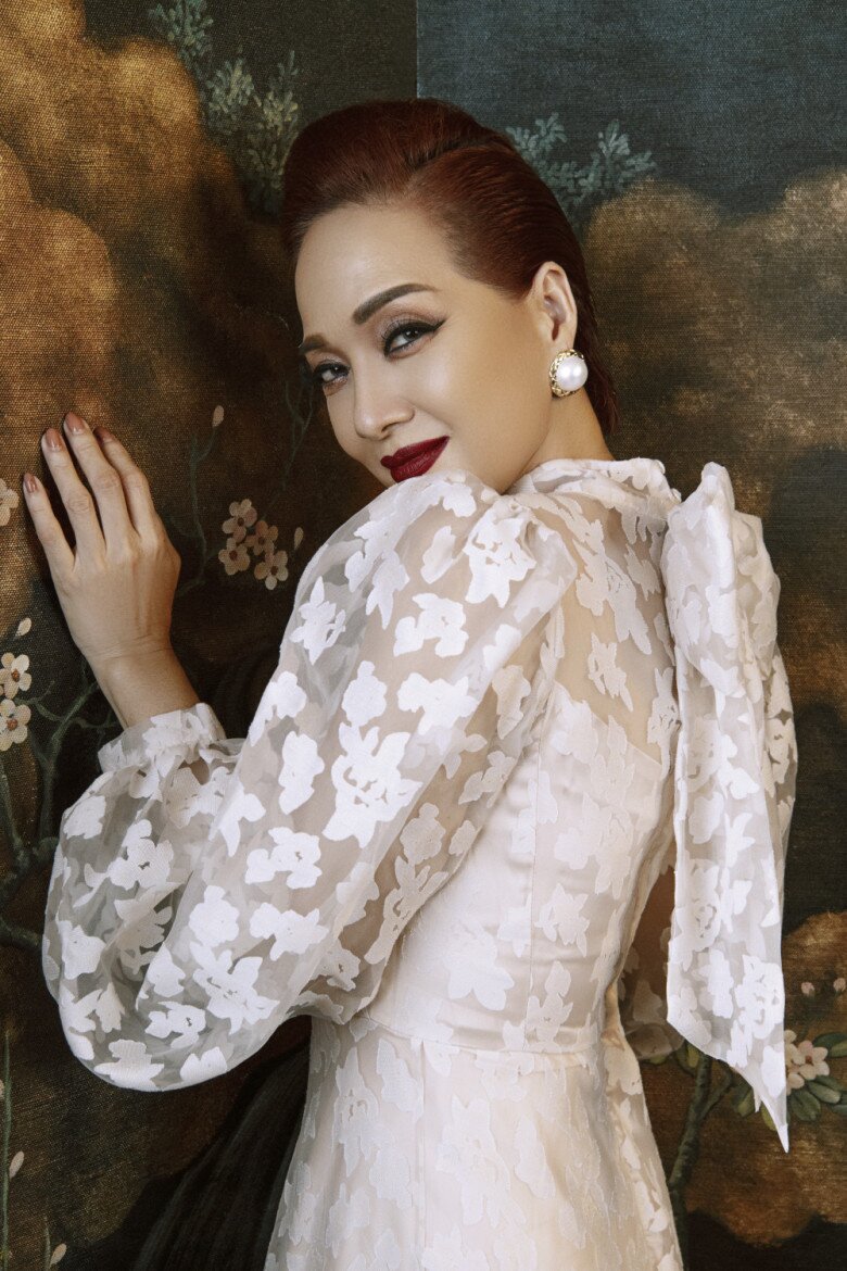 Gu thời trang của 3 biểu tượng nhan sắc amp;#34;nghiêng nước nghiêng thànhamp;#34; showbiz Việt: Ngoài 50 vẫn sang trọng, tỏa khí chất ngời ngời - 16