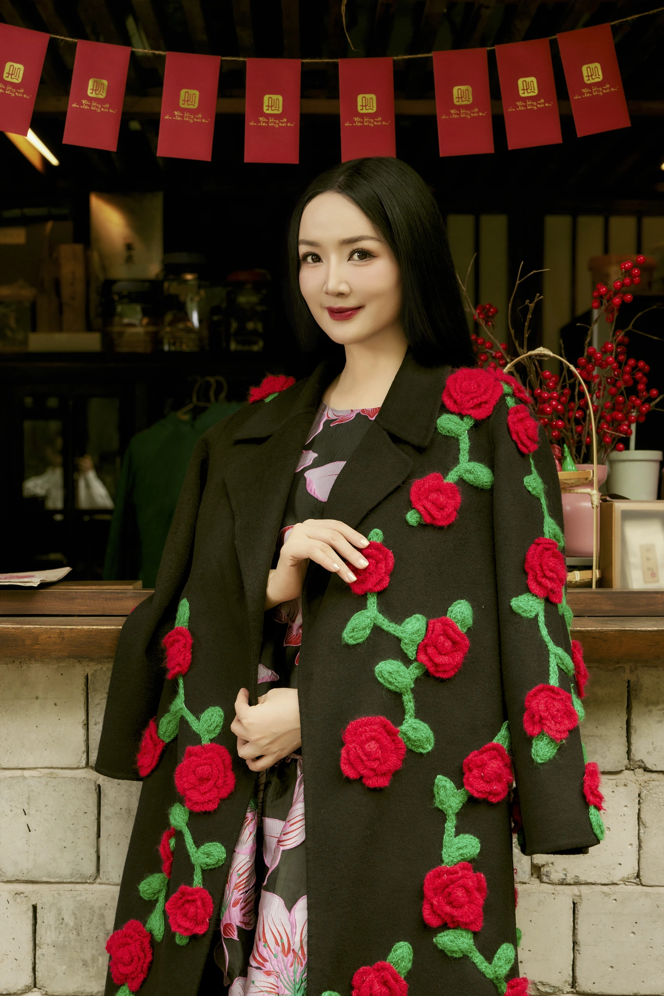 Gu thời trang của 3 biểu tượng nhan sắc amp;#34;nghiêng nước nghiêng thànhamp;#34; showbiz Việt: Ngoài 50 vẫn sang trọng, tỏa khí chất ngời ngời - 4